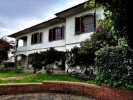 vendita villa Lucca