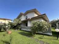 vendita villa Massa