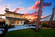 vendita villa Forte dei Marmi