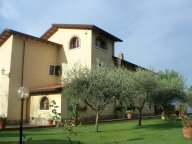 vendita villa Luni