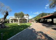 vendita villa Carrara