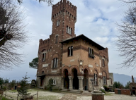 Vendita Castello Serra Riccò