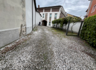 Vendita Villa Madone