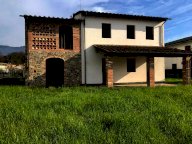 vendita villa Capannori