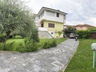 vendita villa Pietrasanta