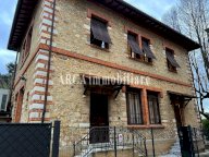 vendita villa Pietrasanta