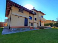 vendita villa Pietrasanta
