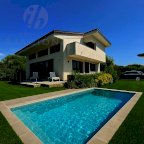 vendita villa Pietrasanta