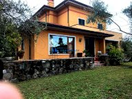 vendita villa Carrara