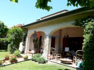 vendita villa Viareggio