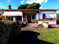 vendita villa Barga
