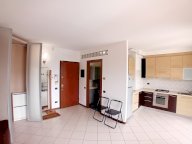 Stazione M3 Affori centro Signorile monolocale arredato e balcone