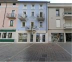 Affitto Negozio Desenzano del Garda