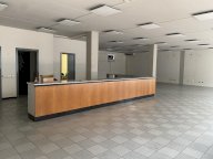 affitto locale commerciale Lucca