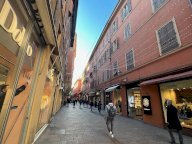 A Negozio Bologna
