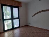 A Locale Commerciale Imola