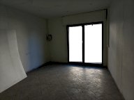 affitto locale commerciale Calcinaia