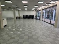 affitto locale commerciale Lucca