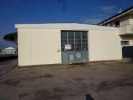 affitto capannone industriale Pontedera