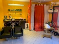 affitto locale commerciale Cascina