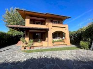 affitto attico/mansarda Forte dei Marmi