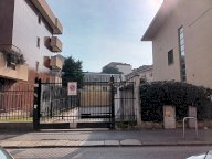 Milano Affori box autorimessa via Brusuglio